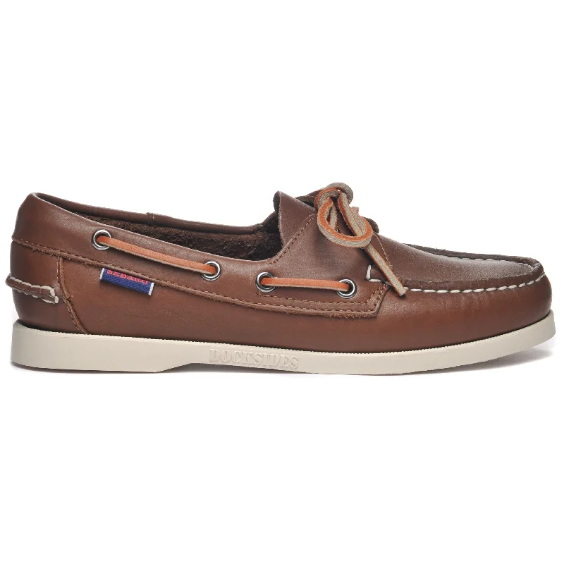 women boat shoes with a minimalistic design for simplicityDocksides Portland Woman - Brown