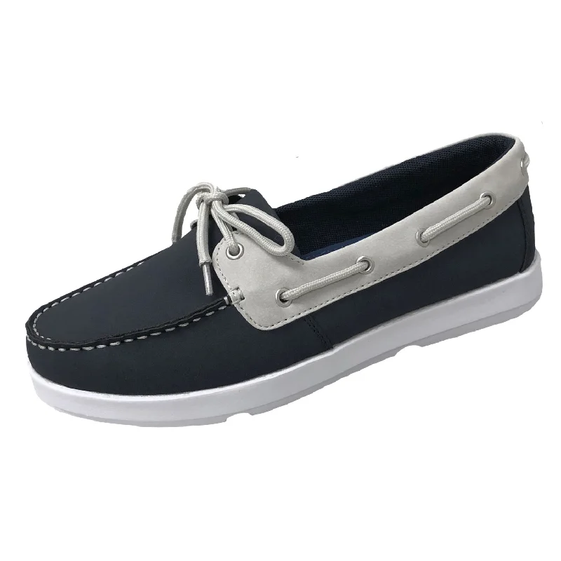 women boat shoes made of genuine leather for durabilityFOM Catalina