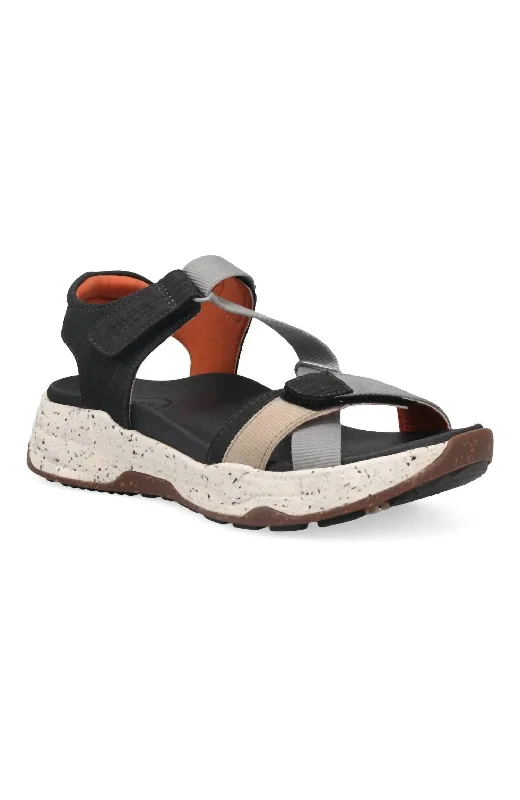 Women's Sandals with a Wedge Heel and a Tassel Detail in Orange for a Trendy LookWomen's Super Z Sandal In Grey Multi